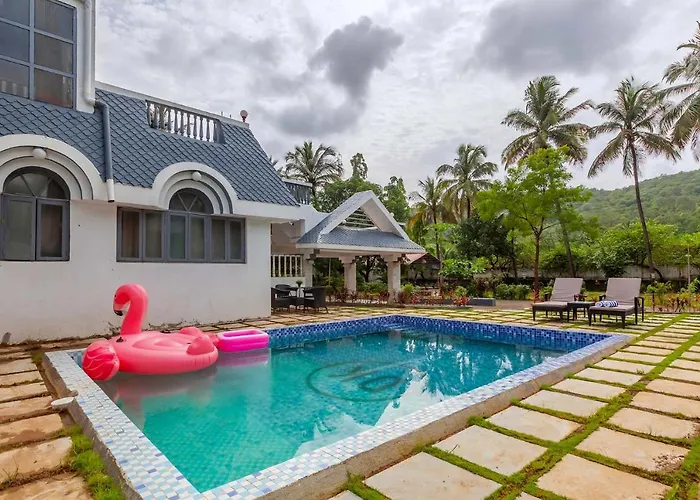 Grey Mosaics By Stayvista - Mountain-View Villa In Vasai With Pool, Spacious Lawn & Terrace Mumbai